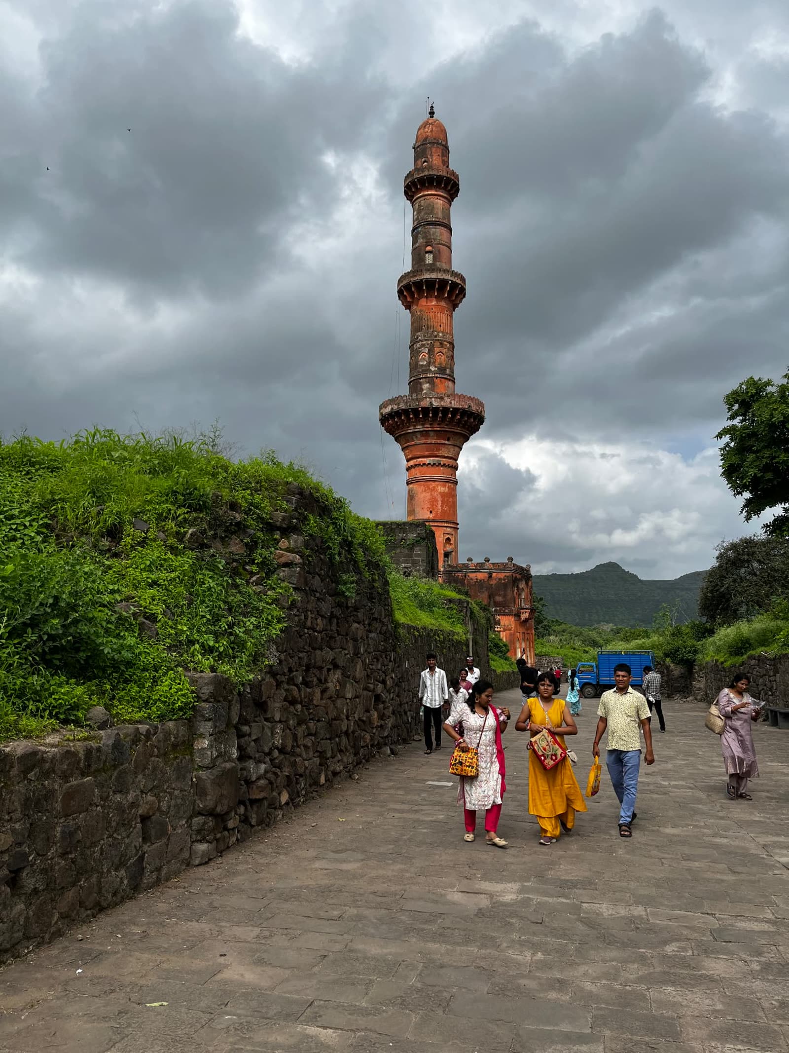 Visitors on the Fort Path, Daulatabad, Aurangabad