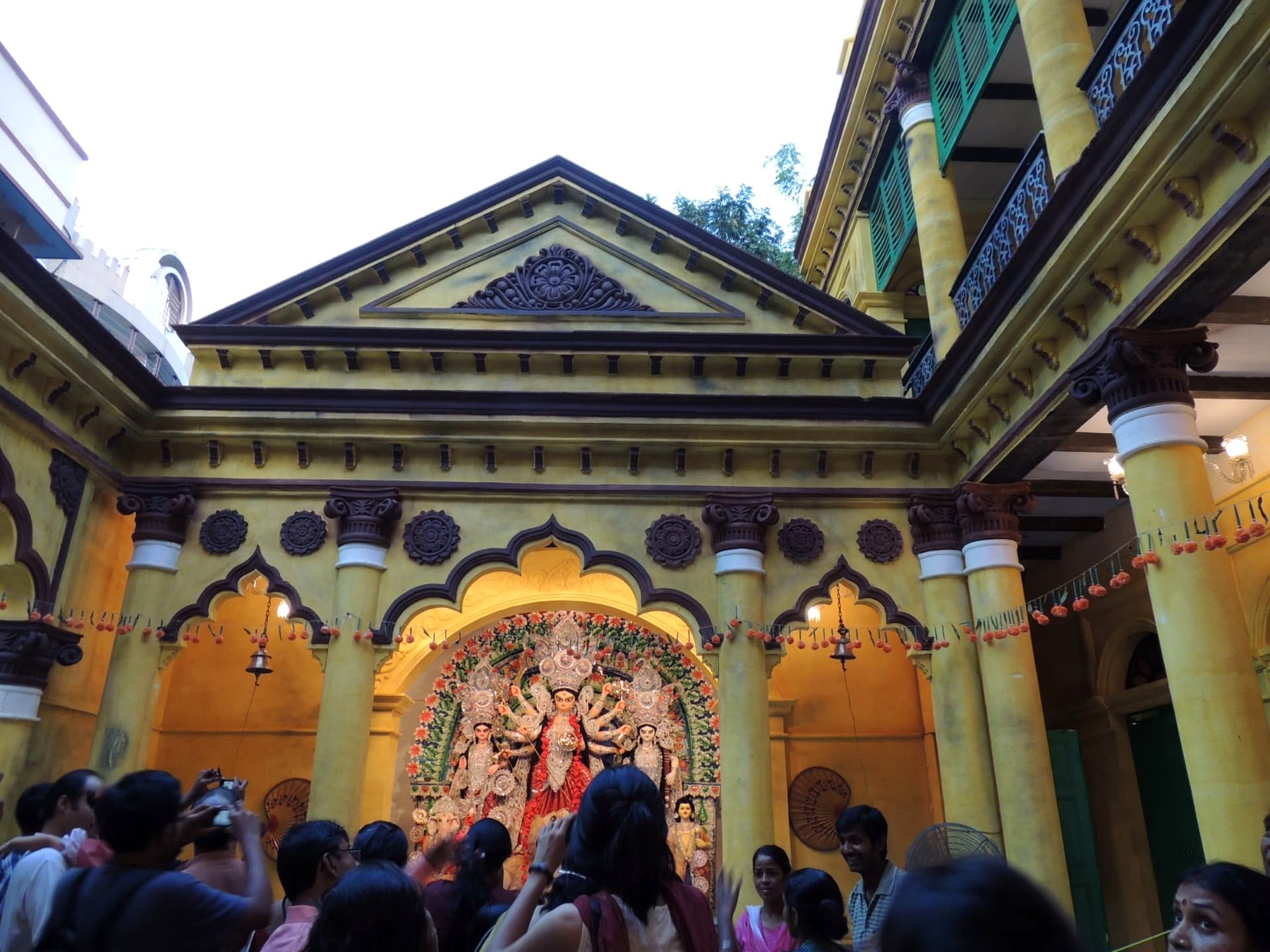 Bonedi Bari Durga Puja, Kolkata, West Bengal
