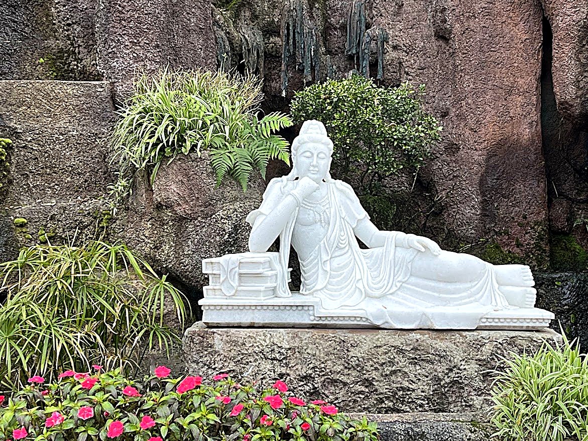 Reclining Guanyin, Ba Na Hills, Da Nang